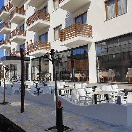 Grand Hotel Pogradec Tushemisht Екстериор снимка