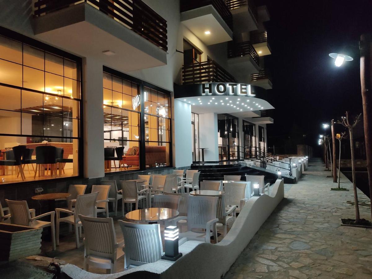 Grand Hotel Pogradec Tushemisht Екстериор снимка
