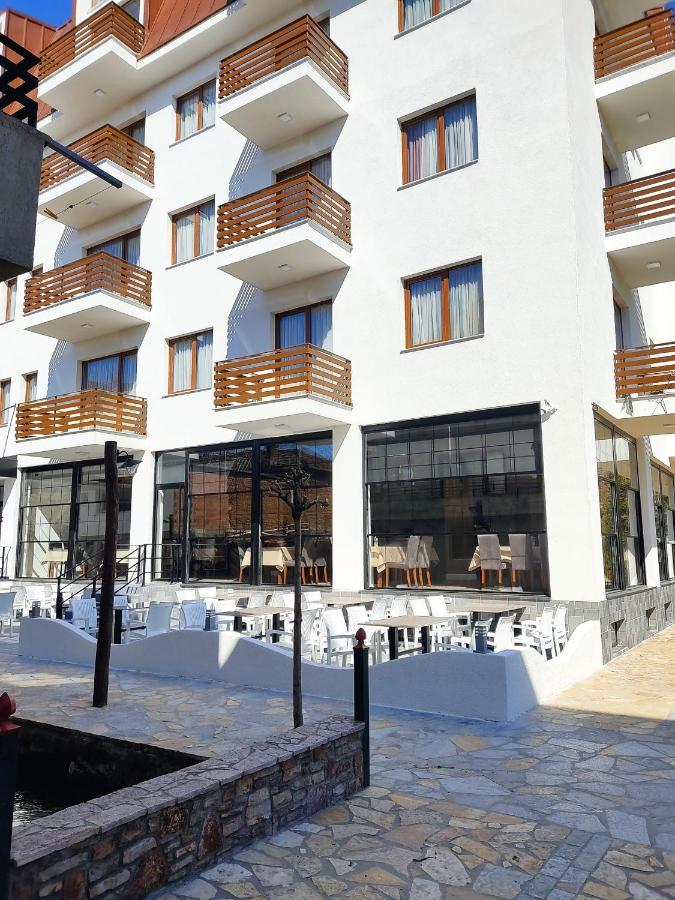 Grand Hotel Pogradec Tushemisht Екстериор снимка