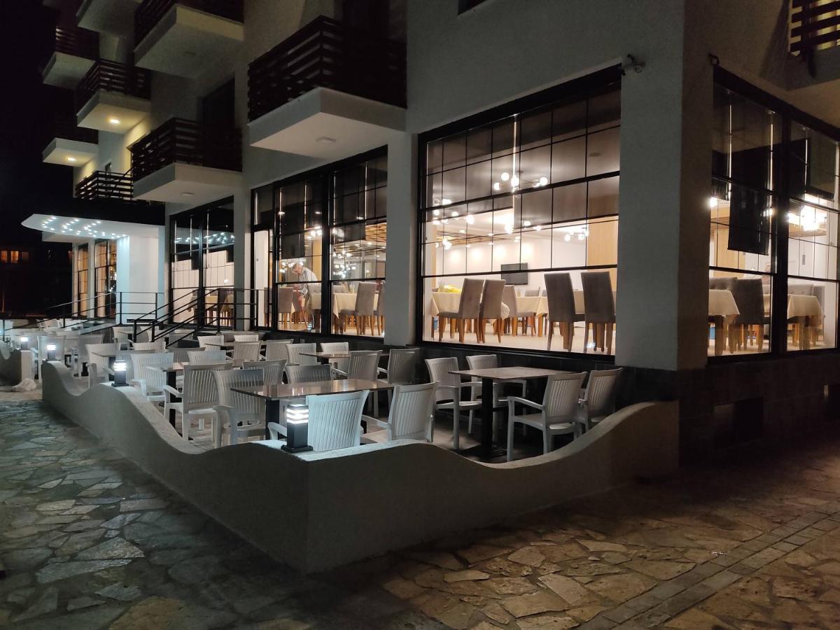 Grand Hotel Pogradec Tushemisht Екстериор снимка