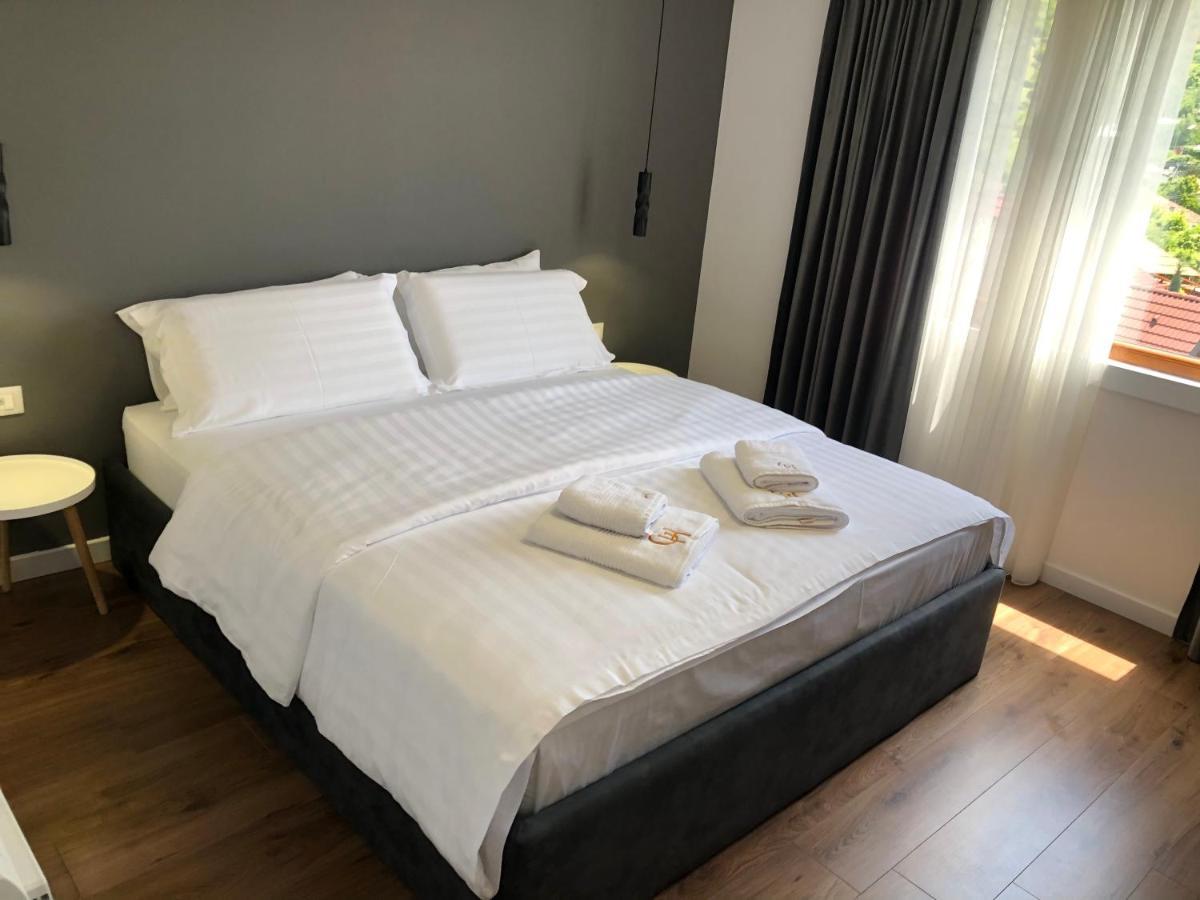 Grand Hotel Pogradec Tushemisht Екстериор снимка