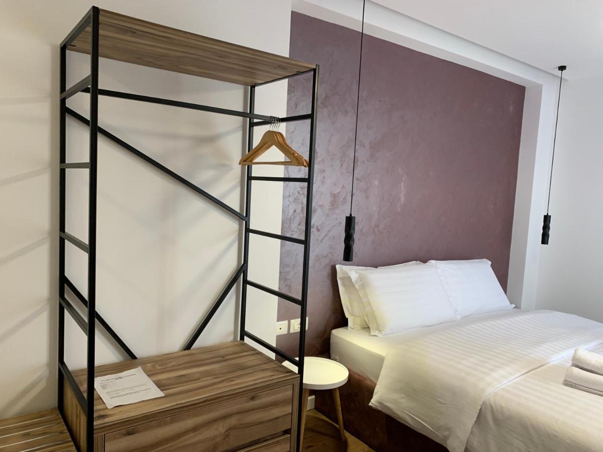 Grand Hotel Pogradec Tushemisht Екстериор снимка