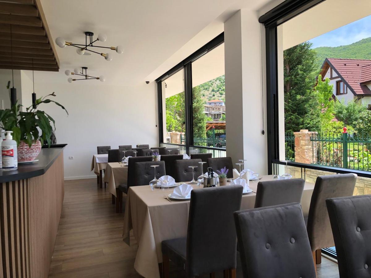 Grand Hotel Pogradec Tushemisht Екстериор снимка