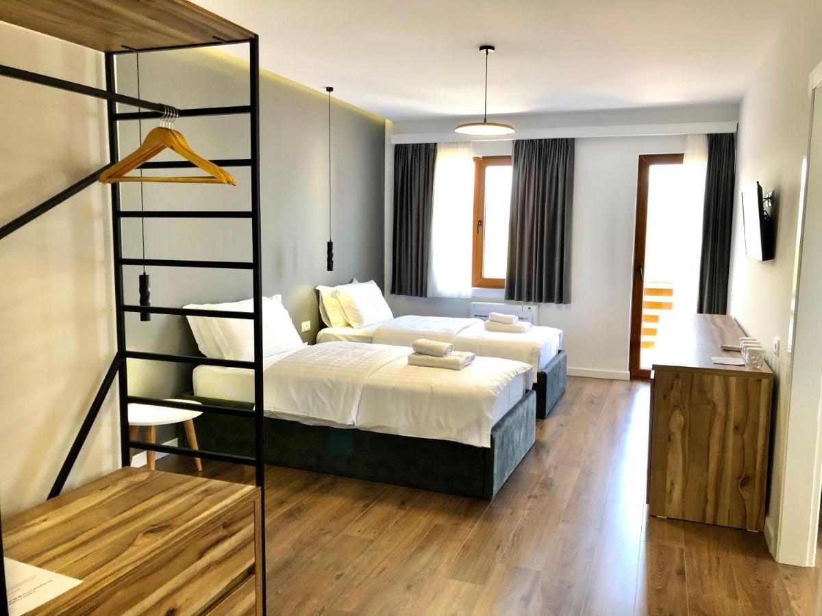 Grand Hotel Pogradec Tushemisht Екстериор снимка
